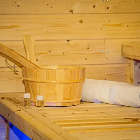 Casino Whirlpool-sauna-kino-indoor Basketball * Höhr-Grenzhausen