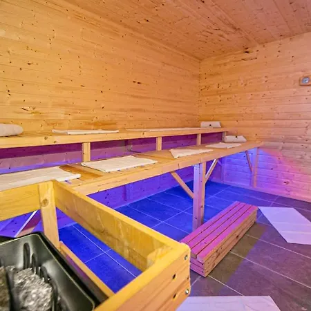 Casino Whirlpool-sauna-kino-indoor Basketball