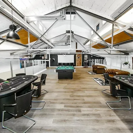 Casino Whirlpool-sauna-kino-indoor Basketball Vakantiehuis Höhr-Grenzhausen