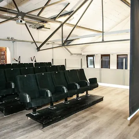 Casino Whirlpool-sauna-kino-indoor Basketball * Höhr-Grenzhausen