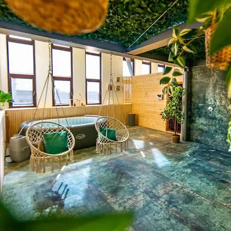 Hébergement de vacances Casino Whirlpool-sauna-kino-indoor Basketball *